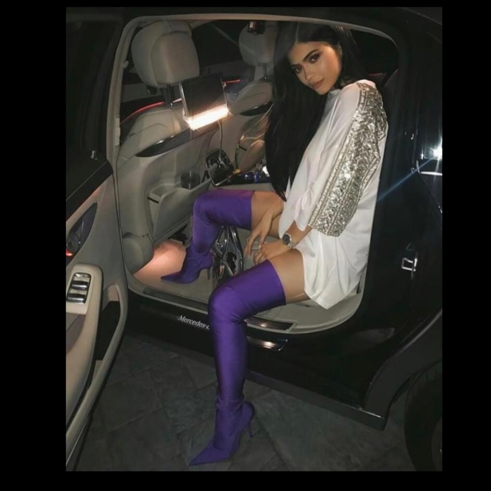 Stretchy Point Toe Thing High Boots